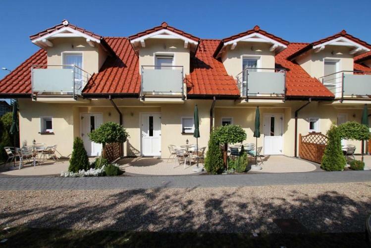 Pod Muzami Villa Rewal Bagian luar foto